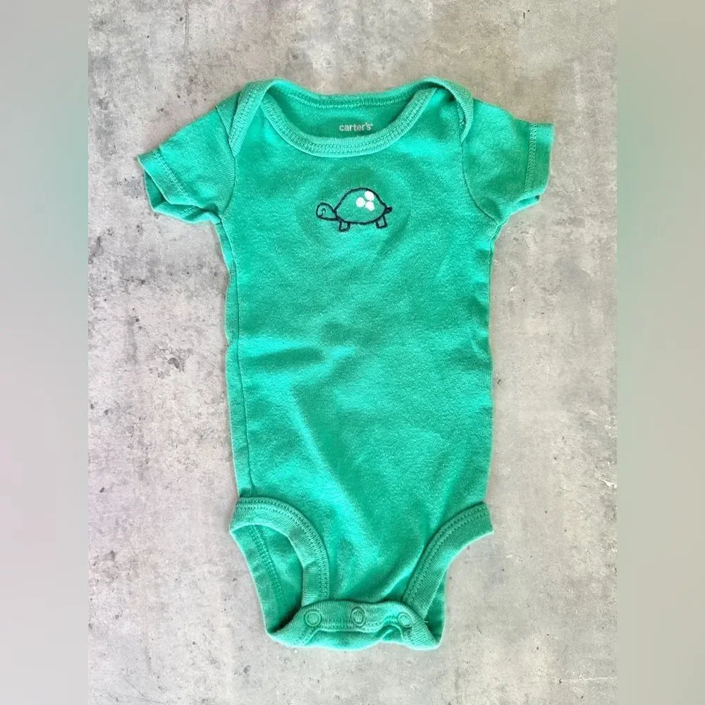 Carter’s Newborn Turtle One Piece, Cute Green Short Sleeve Baby Onesie Size NB